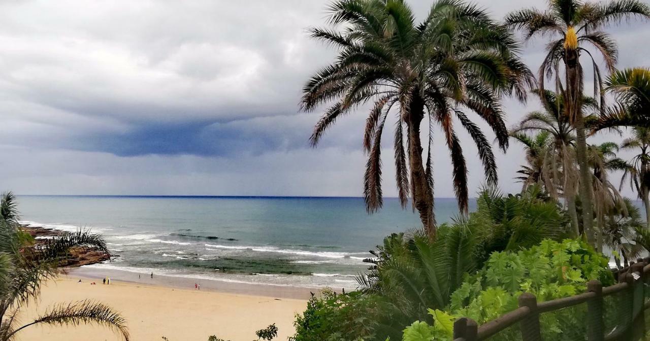 Laguna 75 Uvongo Beach Kültér fotó