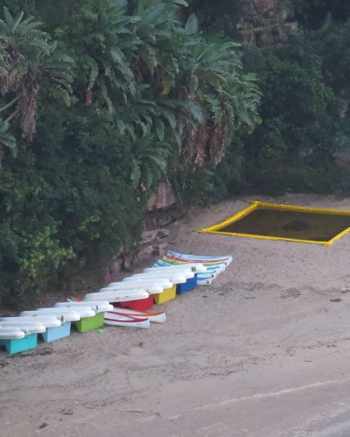 Laguna 75 Uvongo Beach Kültér fotó